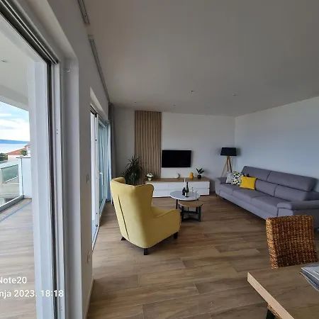 Penthouse Seaview Apartment Trogir