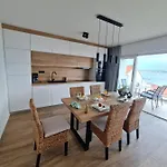 Apartman Penthouse Seaview *