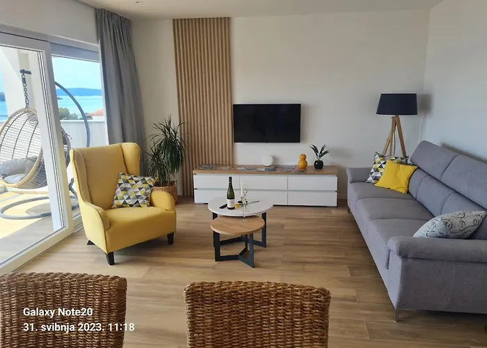 아파트 Penthouse Seaview 트로기르