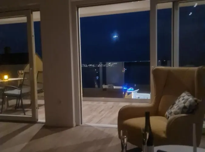 Penthouse Seaview 아파트