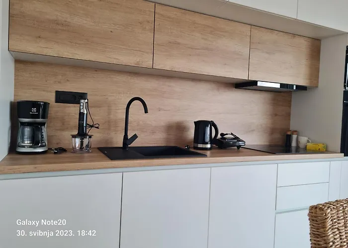Penthouse Seaview 아파트 트로기르